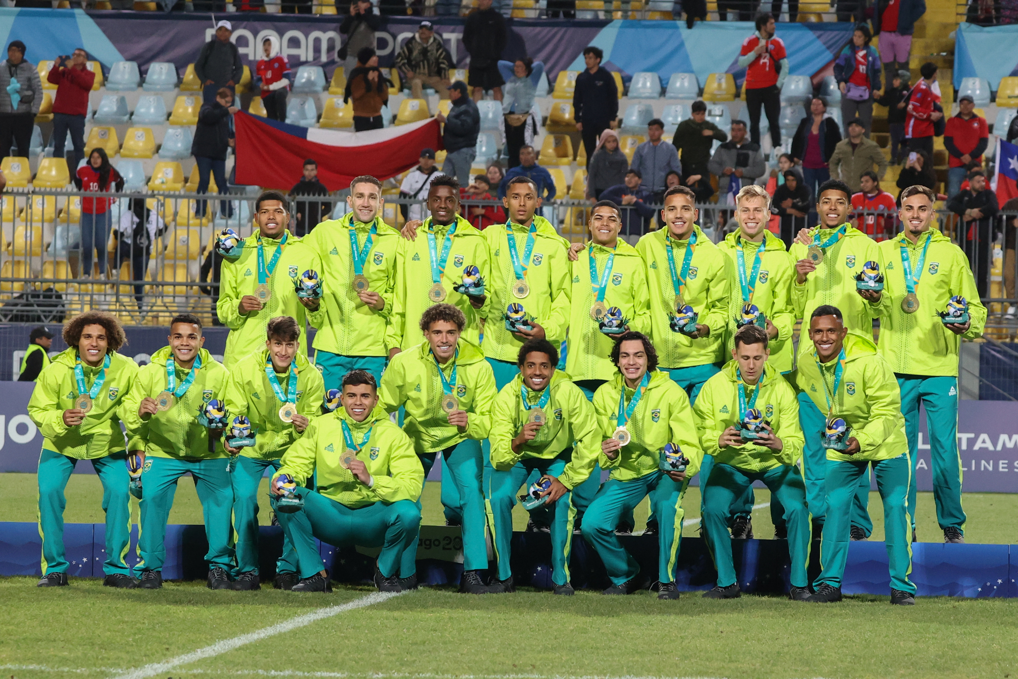 Vina del Mar, Chile - 11 / 04 / 2023: Seleção brasileira ganha ouro, em partida entre Brasil e Chile, na final dos Jogos Pan-Americanos, no Estádio Sausalito em Vina del Mar