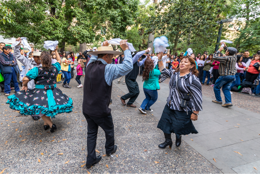 Santiago do Chile País: Chile 13 de maio de 2017 Dançarinos típicos 